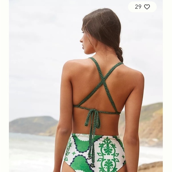 NWT Agua Bendita Lynn Crochet bikini top M retro boho swim vacation beach - Picture 3 of 10